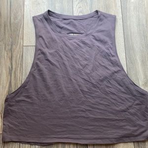 Lululemon crop top